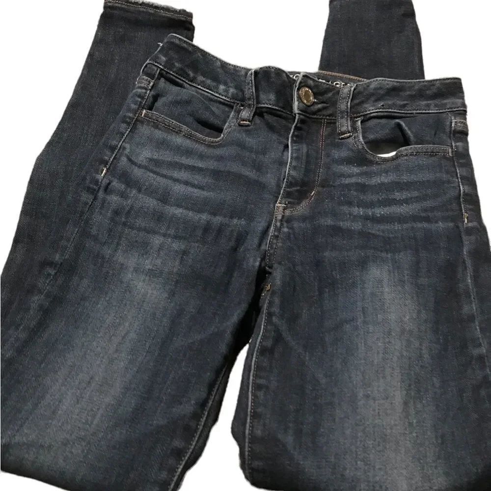 American Outfitters size 2L jeans excellent condition